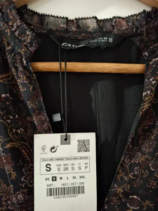 Vestido Zara estampado manga larga