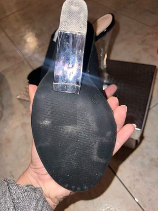 Zapatos de tacón transparente negros