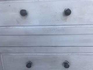 Cómoda antigua decapada madera