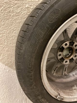 Llanta BMW 16 + Neumático Michelin 205/5