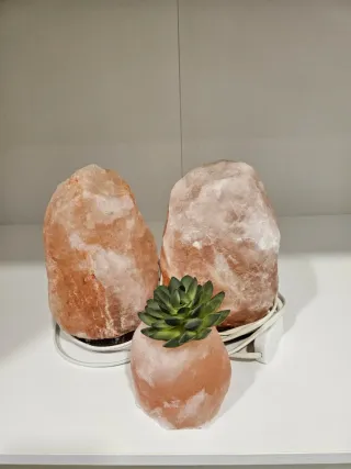 Juego de lámparas de sal y portavelas