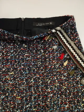 Falda multicolor con detalles