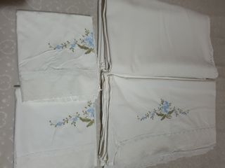 Copriletto e lenzuola matrimoniali