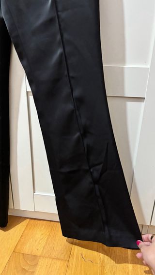 Conjunto de saten negro sin estrenar