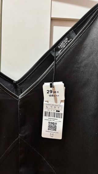 Conjunto de saten negro sin estrenar