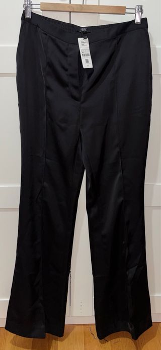 Conjunto de saten negro sin estrenar