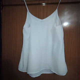 Blusa blanca de tirantes