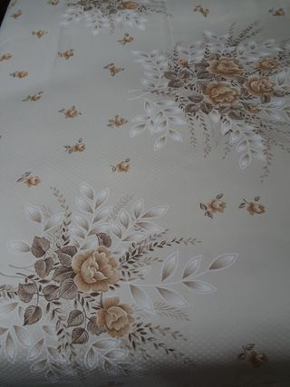 Copriletto matrimoniale raso floreale