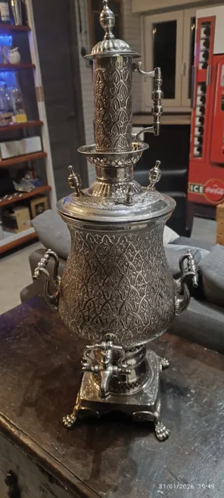Samovar Marroquí Fez Metal Dorado y Plateado
