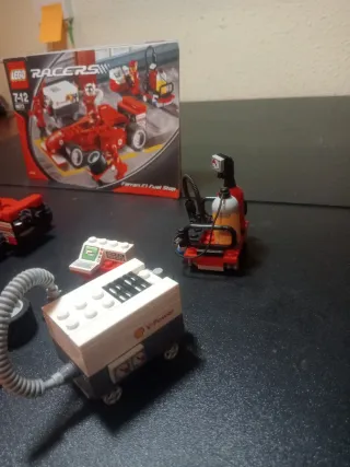 Lego Ferrari F1 Racers 8673 (2006)
