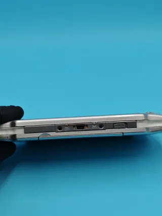 Modello PSP 2004 Slim & Lite Ice Silver