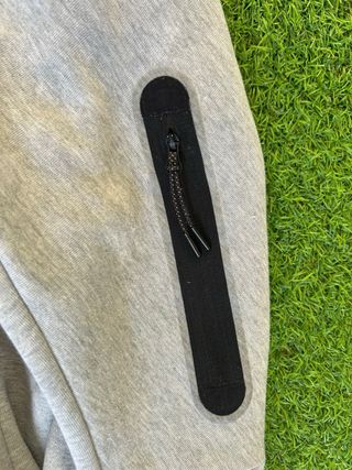 Chaqueta Nike Tech Gris Original