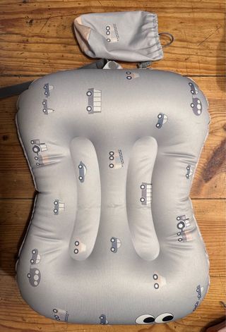 Alzador hinchable para bebé