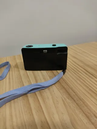 Cámara Analógica Dubblefilm Azul Turquesa