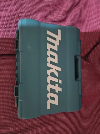 Taladro Percutor Makita CXT HP333DSAE