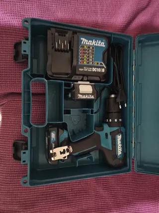 Taladro Percutor Makita CXT HP333DSAE