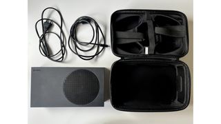 Xbox Series S 1TB+Funda Starfield+bolso, sin mando