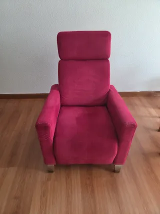 Butaca relax de terciopelo rosa