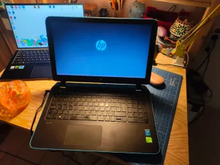 HP Pavilion 15 Notebook PC i7 (2015)