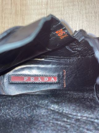 Botines Prada Vintage Piel Negros