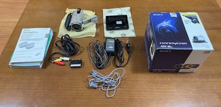 Sony Handycam DCR-SR32E Videocámara