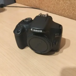 Pack Canon 2000D: Cámara, 4 Objetivos y Accesorios