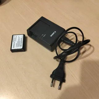 Pack Canon 2000D: Cámara, 4 Objetivos y Accesorios