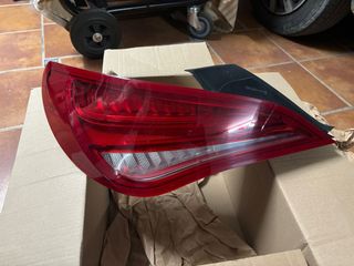 Piloto trasero Mercedes CLA