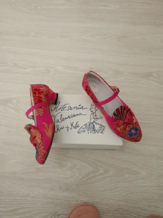 Vestido Fallera Niña T.10/12 + Zapatos