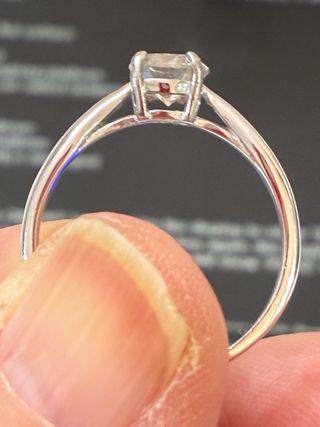 Anillo oro 18k Con 0.75 Ct Diamante Natural SI2/D