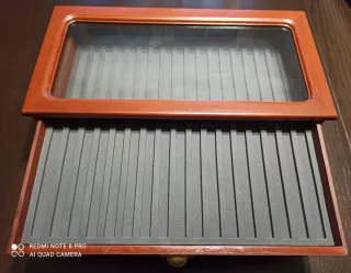 Expositor Plumas Tapa Cristal