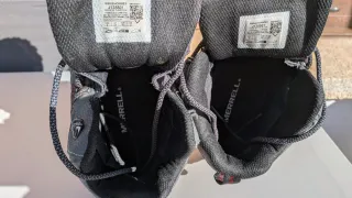 Botas Merrell Gore-Tex Gris y suela Vibram