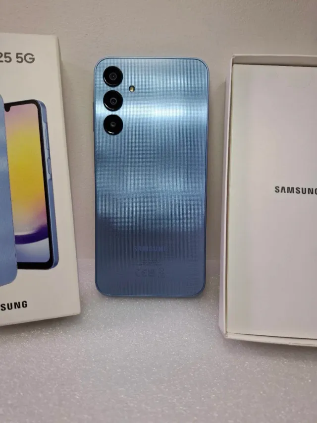 Samsung Galaxy A55 5G Azul.
