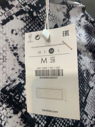 Vestido Bershka estampado serpiente