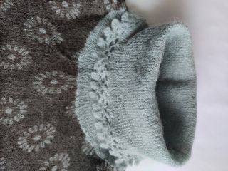 Jersey cuello alto estampado floral