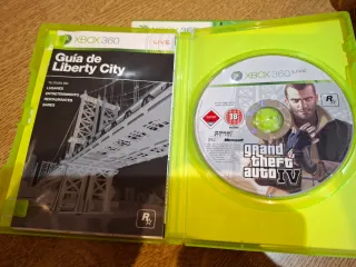 Pacchetto 2 giochi Xbox 360: Gears of War 3 e GTA IV