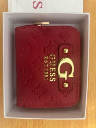 Monedero Guess Rojo y Dorado
