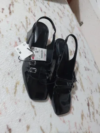 Zapatos de tacón negros tipo bailarina