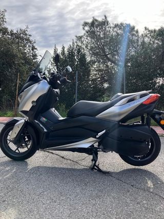 Yamaha X MAX 300