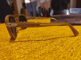 Gafas de sol marca Persol modelo 649 beige