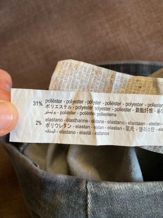 Pantalones vaqueros acampanados gris Stradivarius