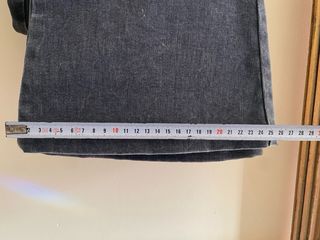 Pantalones vaqueros acampanados gris Stradivarius