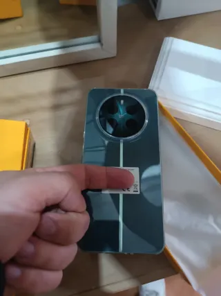Móvil Realme 12+ Nuevo