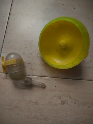 Jaula para hámster con accesorios