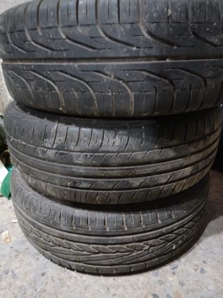 3 Ruedas de coche