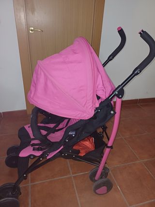 Silla de paseo marca Chicco ligera