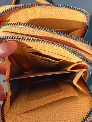 Bolso pequeño amarillo