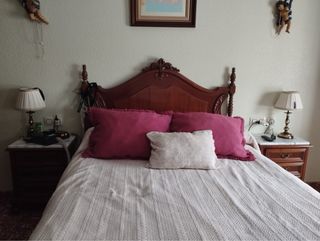 Dormitorio completo de madera