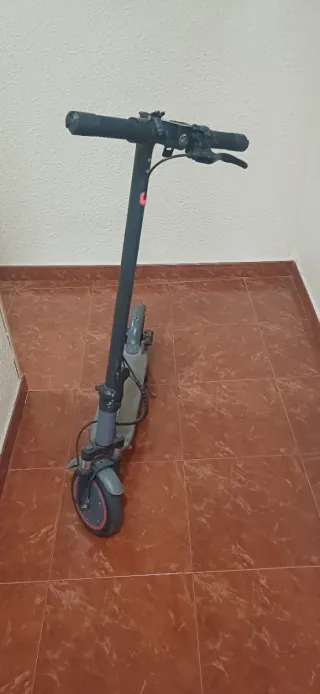 Monopatín Eléctrico Sixfox