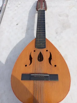 Laúd antiguo bonito